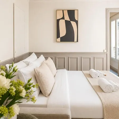 Appartamento Eiffel Tower - Premium With Lift For 4 Parigi