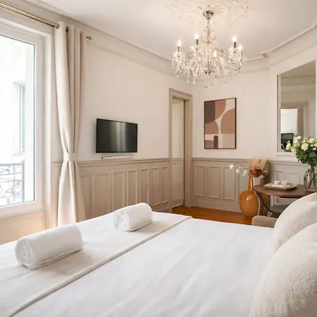 Appartamento Eiffel Tower - Premium With Lift For 4